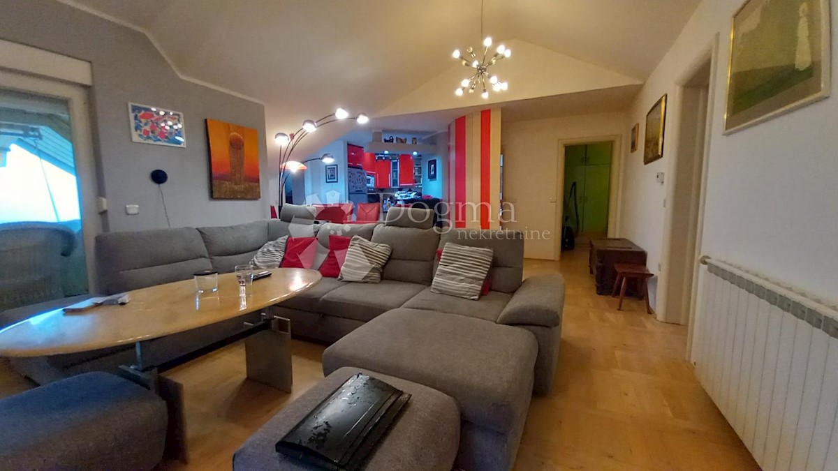 Maison À vendre - GRAD ZAGREB ZAGREB