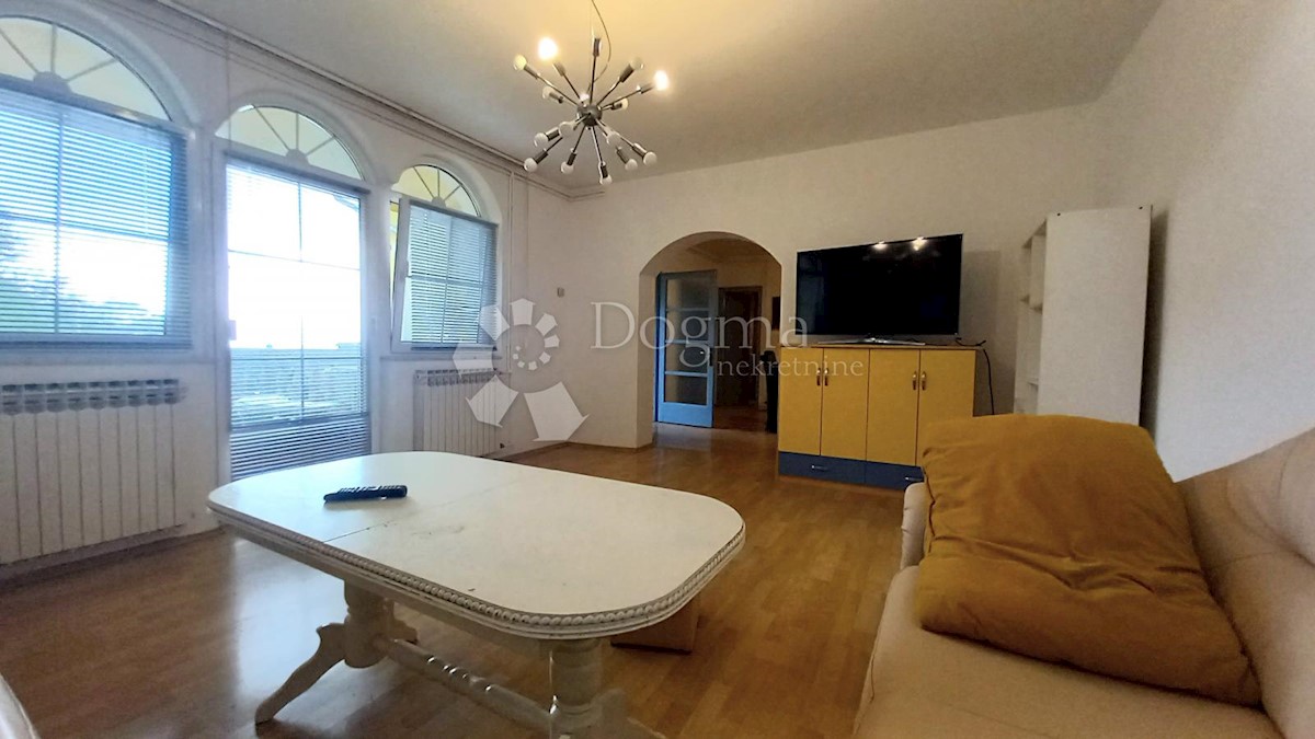 Maison À vendre - GRAD ZAGREB ZAGREB