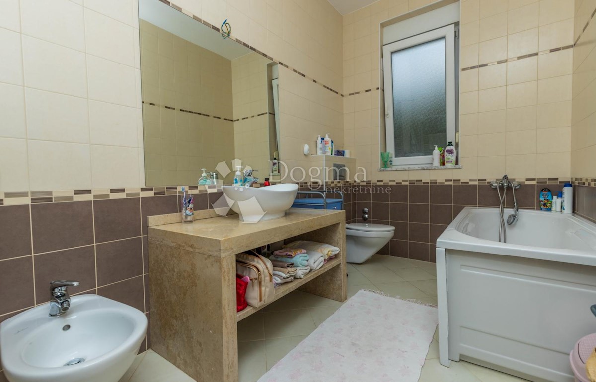 House For sale - PRIMORSKO-GORANSKA CRIKVENICA