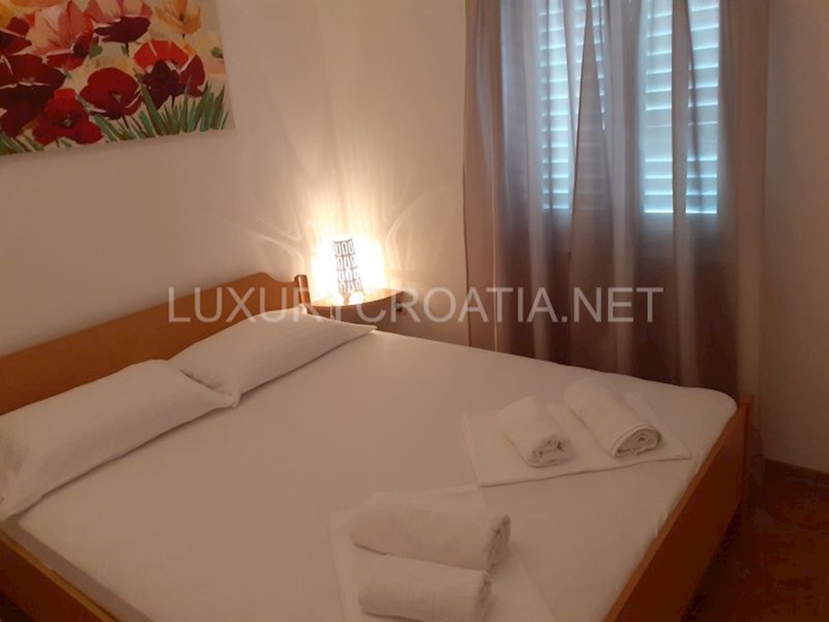 House For sale - ŠIBENSKO-KNINSKA ROGOZNICA