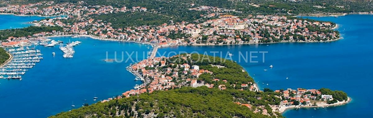 House For sale - ŠIBENSKO-KNINSKA ROGOZNICA