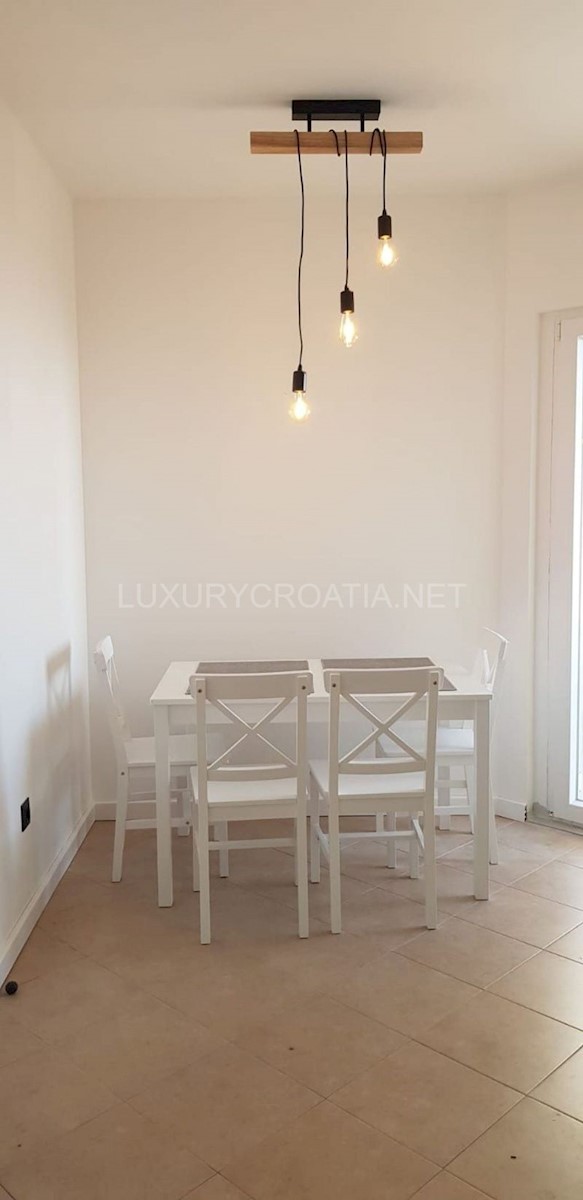 House For sale - ŠIBENSKO-KNINSKA ROGOZNICA