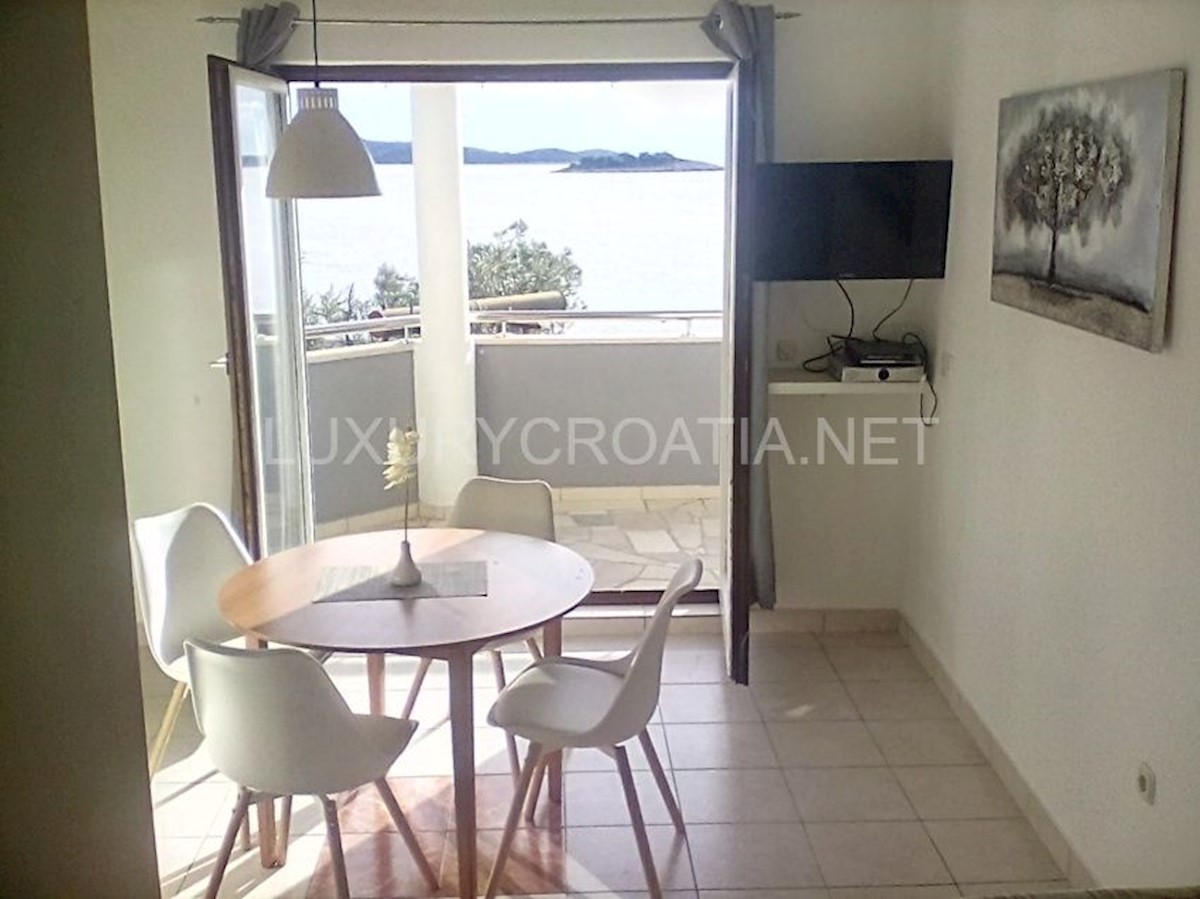 House For sale - ŠIBENSKO-KNINSKA ROGOZNICA