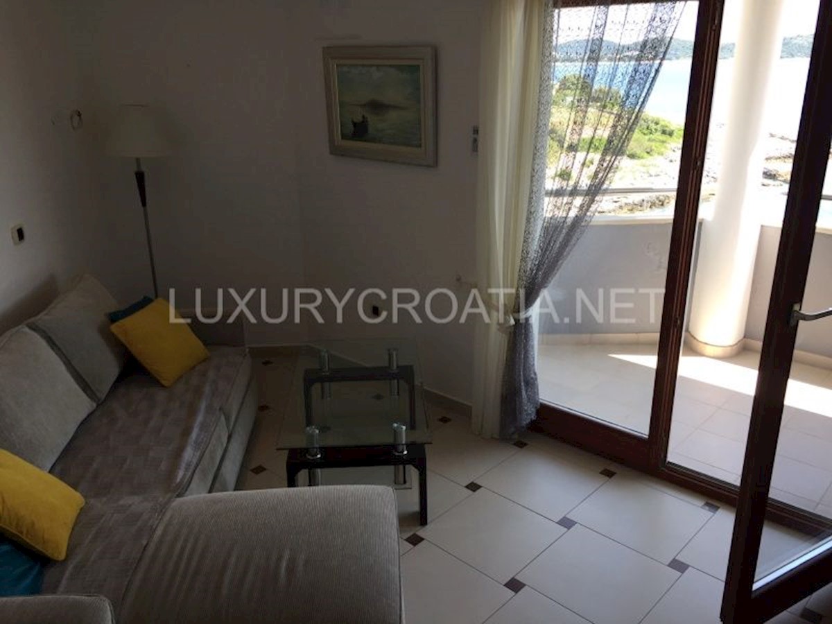 House For sale - ŠIBENSKO-KNINSKA ROGOZNICA