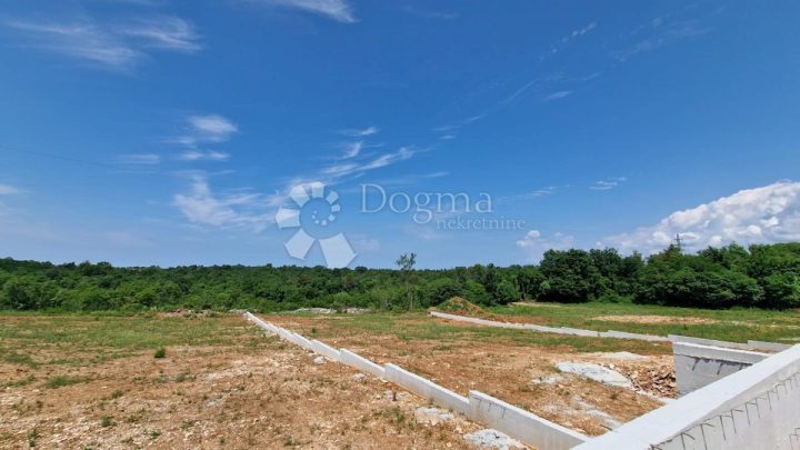 Land for sale 959 m² – Juršići