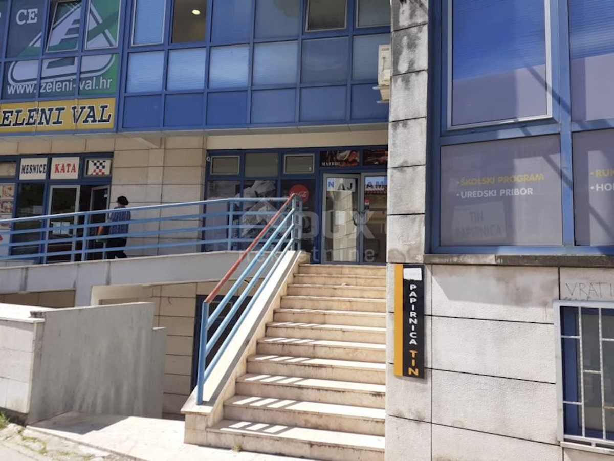 Locaux commerciaux À vendre - ŠIBENSKO-KNINSKA ŠIBENIK