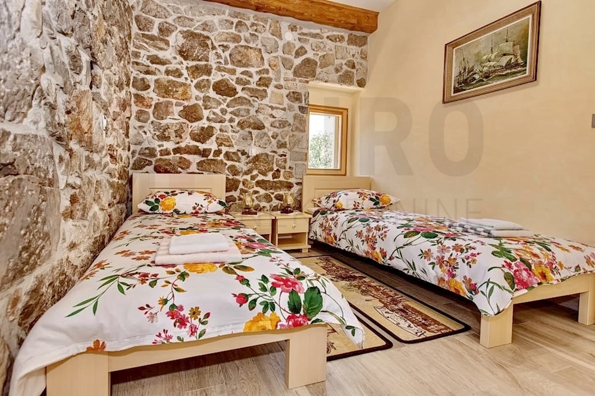 Hiša Na predaj - PRIMORSKO-GORANSKA KRK