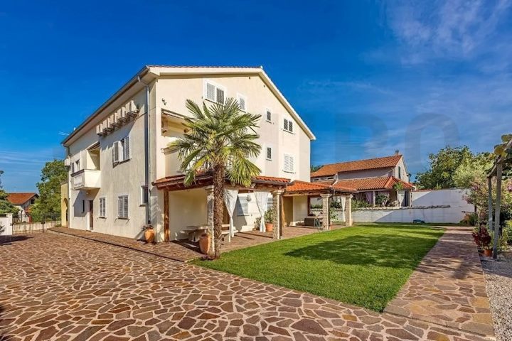 Haus Zu verkaufen - Primorsko-goranska Krk - foto 2/17