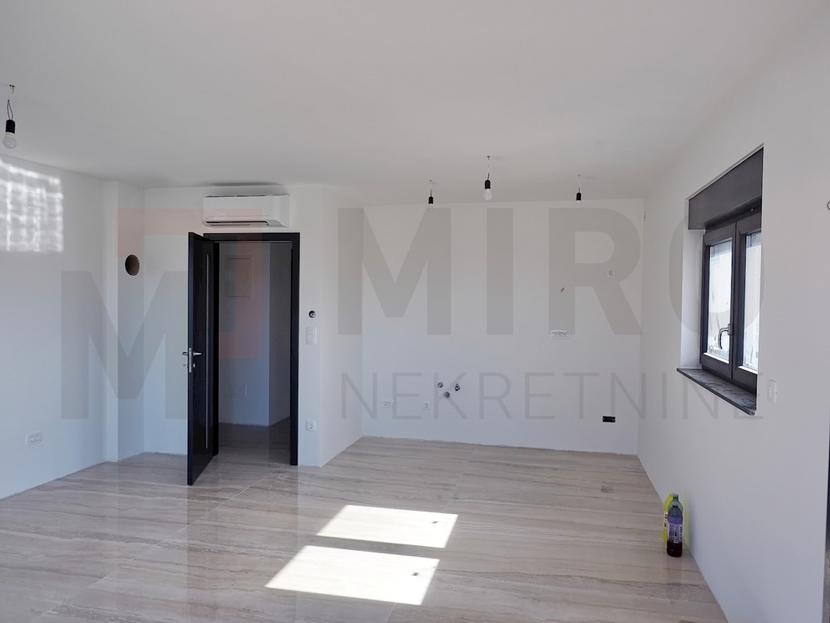 Flat For sale - PRIMORSKO-GORANSKA KRK