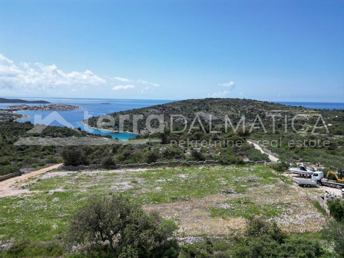 Land For sale - ŠIBENSKO-KNINSKA ROGOZNICA