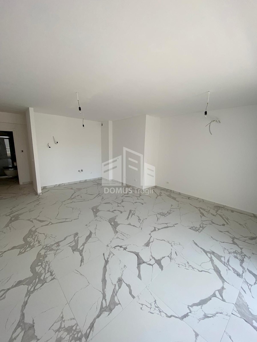 Apartma Na predaj - SPLITSKO-DALMATINSKA SEGET