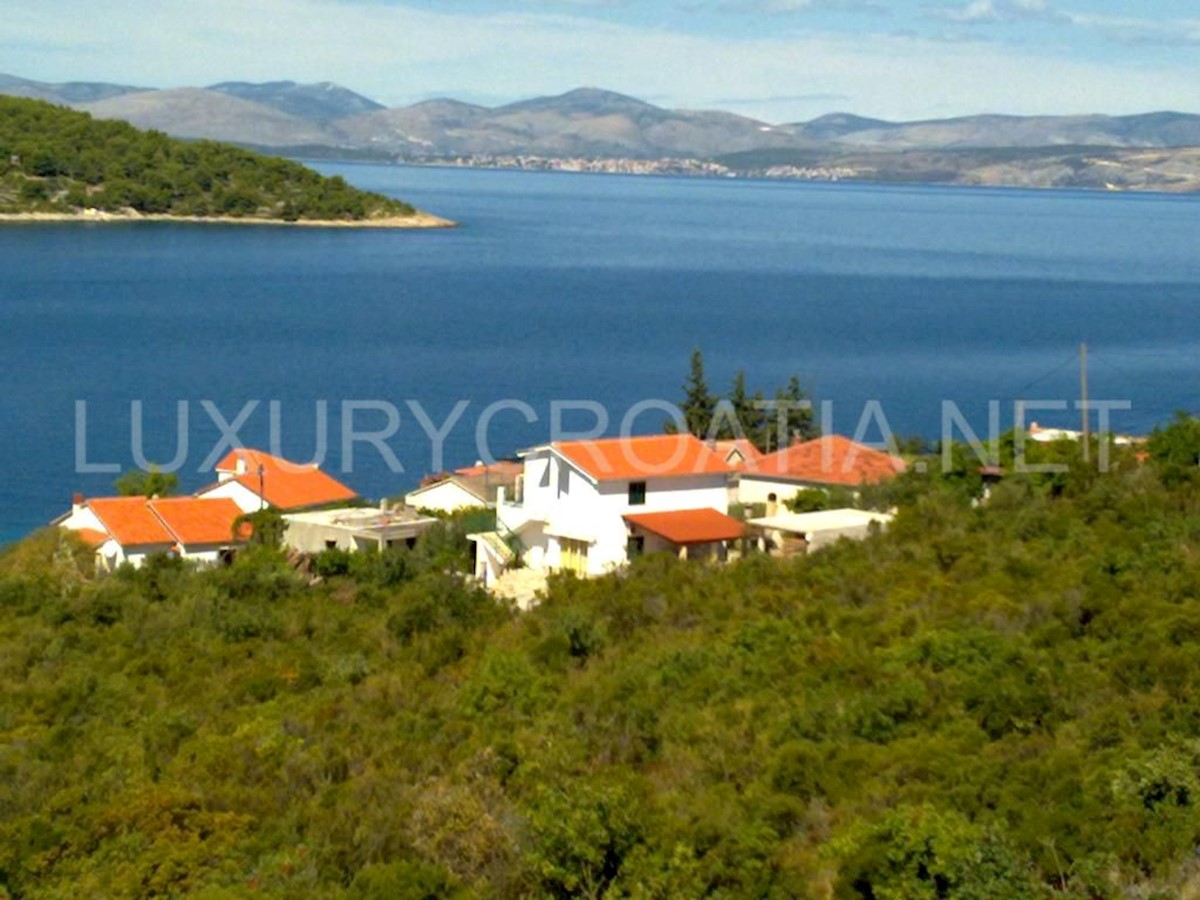 House For sale - SPLITSKO-DALMATINSKA Šolta