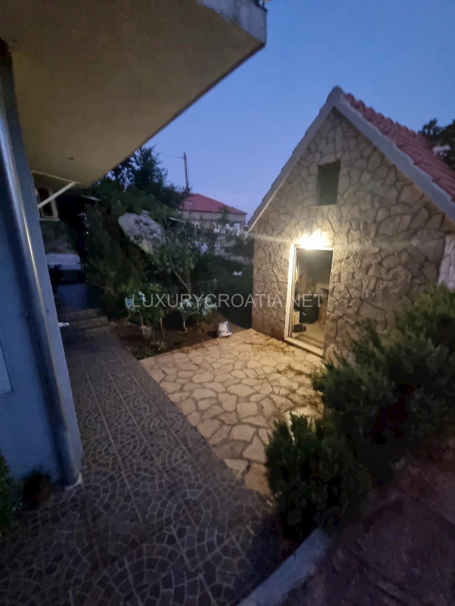 House For sale - SPLITSKO-DALMATINSKA KAŠTELA