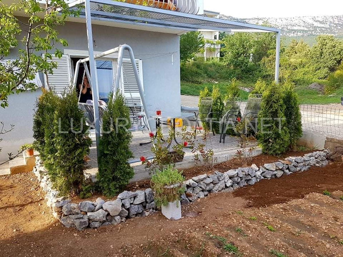 House For sale - SPLITSKO-DALMATINSKA KAŠTELA