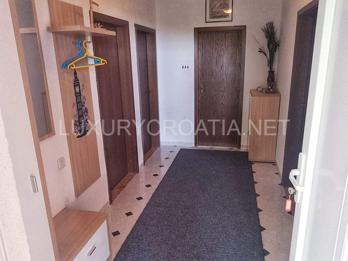 House For sale - SPLITSKO-DALMATINSKA KAŠTELA