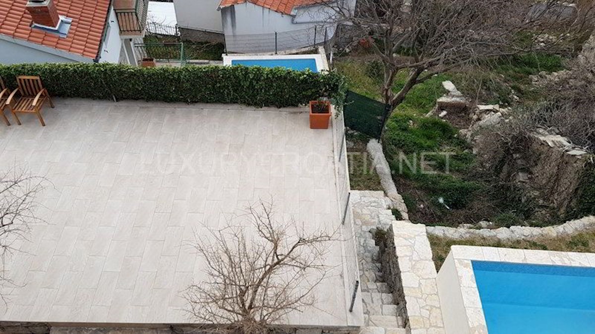 House For sale - SPLITSKO-DALMATINSKA SPLIT