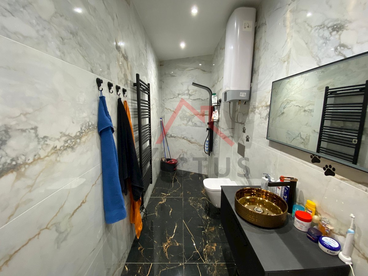 Apartma Naprodaj - PRIMORSKO-GORANSKA Crikvenica