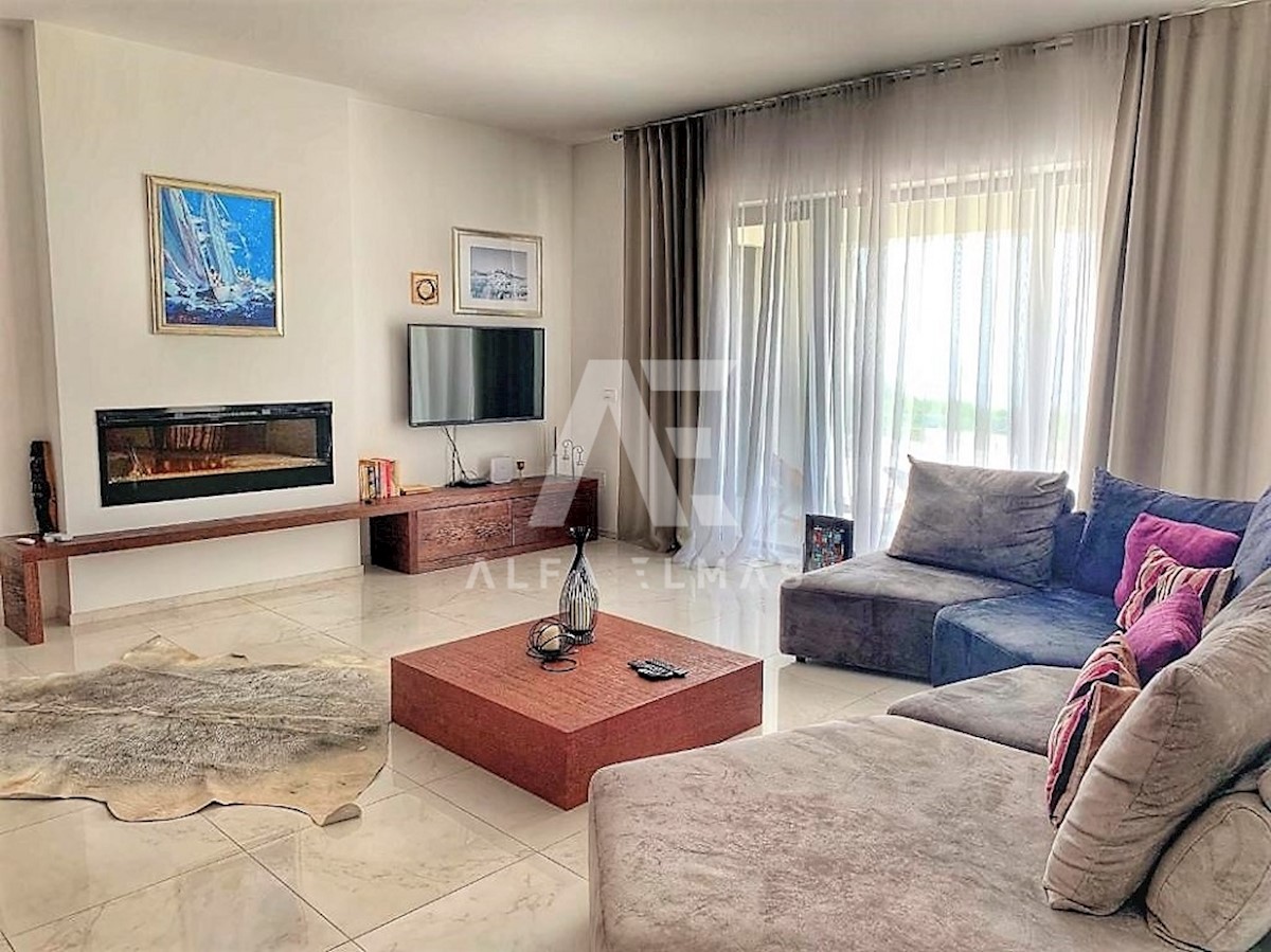 Maison À vendre - PRIMORSKO-GORANSKA KASTAV