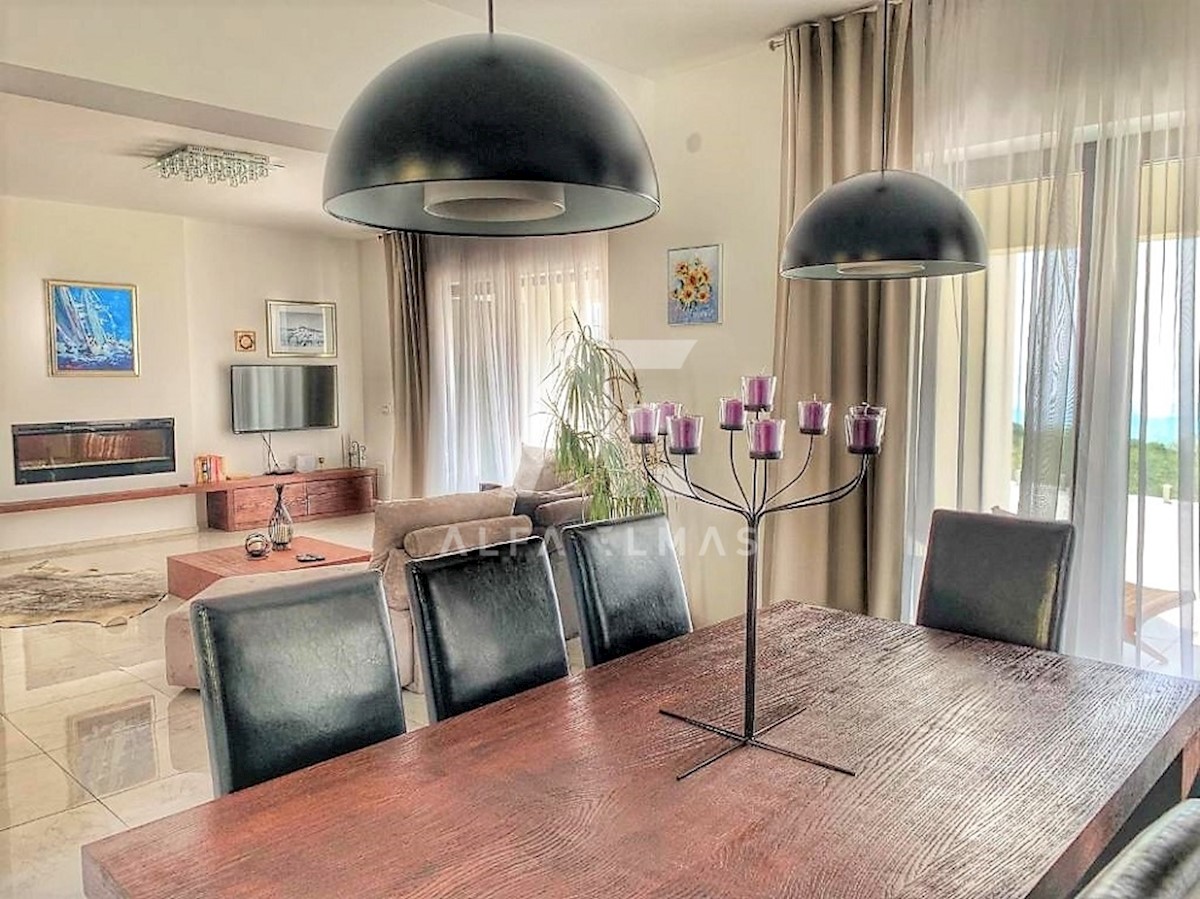 Maison À vendre - PRIMORSKO-GORANSKA KASTAV