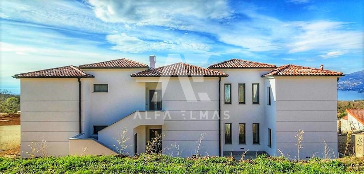 Maison À vendre - PRIMORSKO-GORANSKA KASTAV