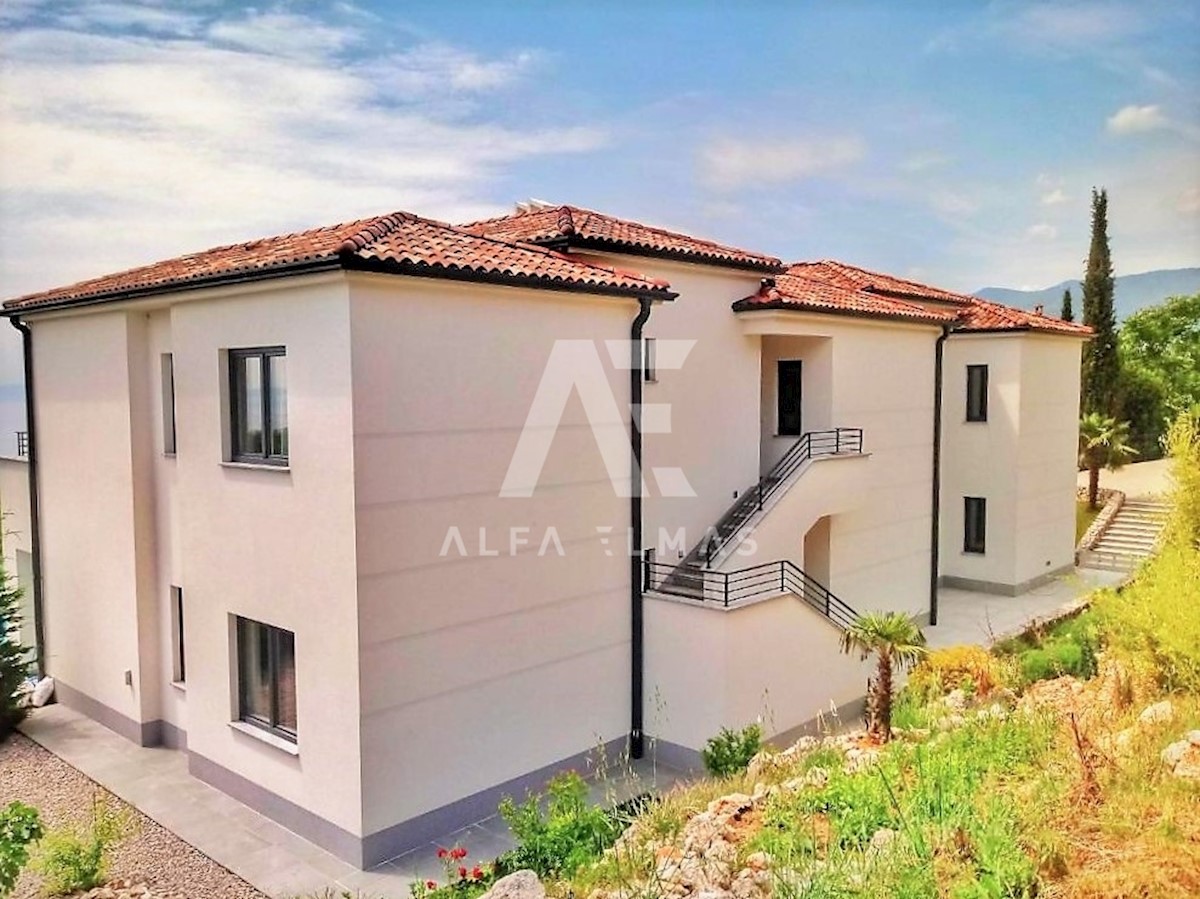 Maison À vendre - PRIMORSKO-GORANSKA KASTAV