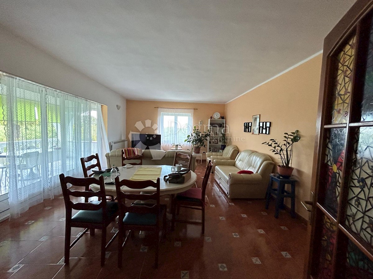 Hiša Na predaj - ISTARSKA UMAG