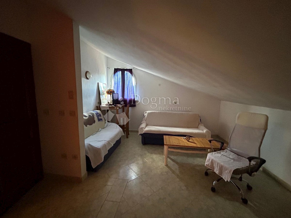 Hiša Na predaj - ISTARSKA UMAG