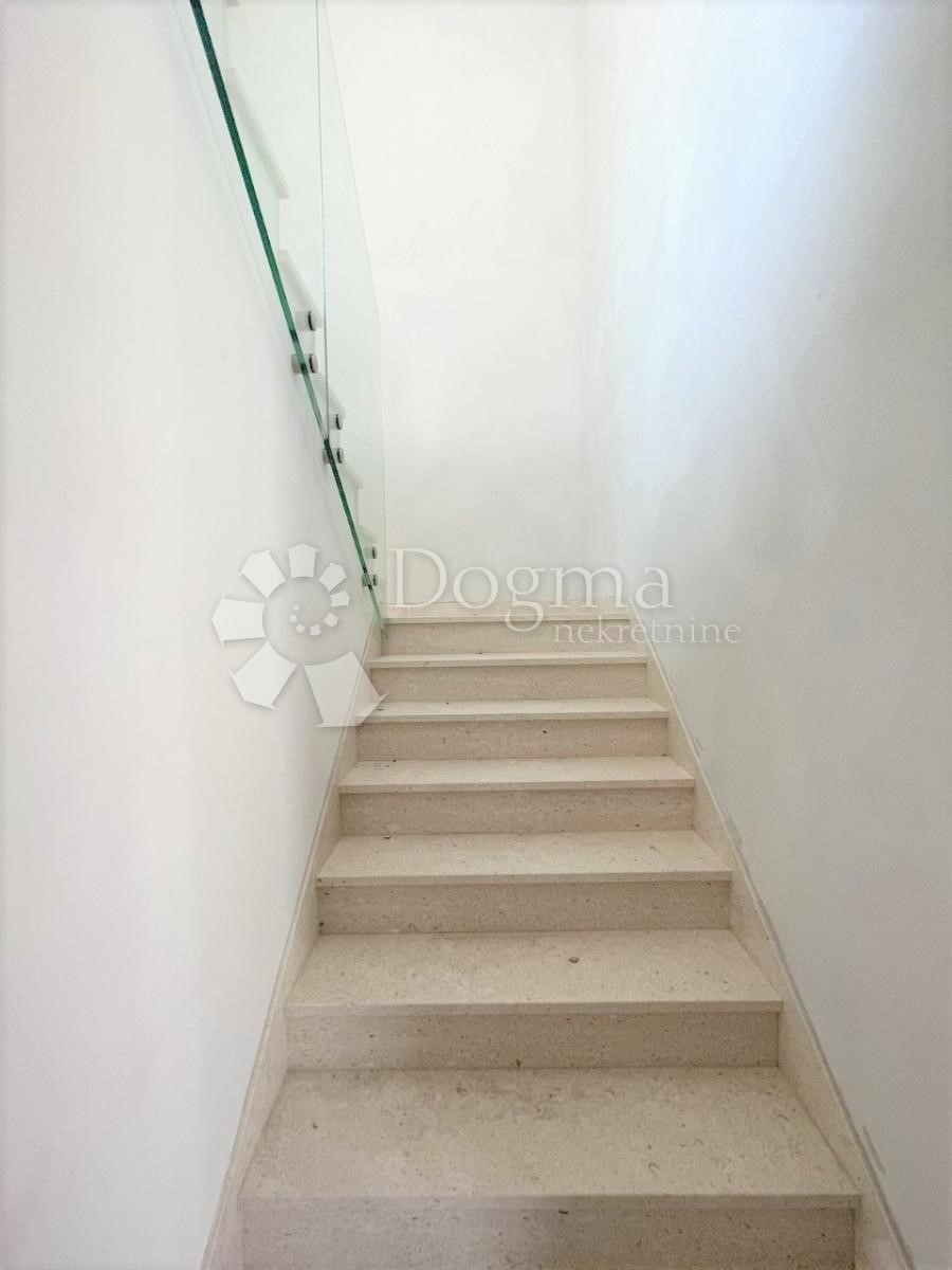 House For sale - ISTARSKA MEDULIN