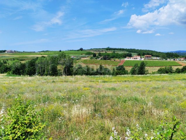 Działka na sprzedaż 755 m² – Vižinada