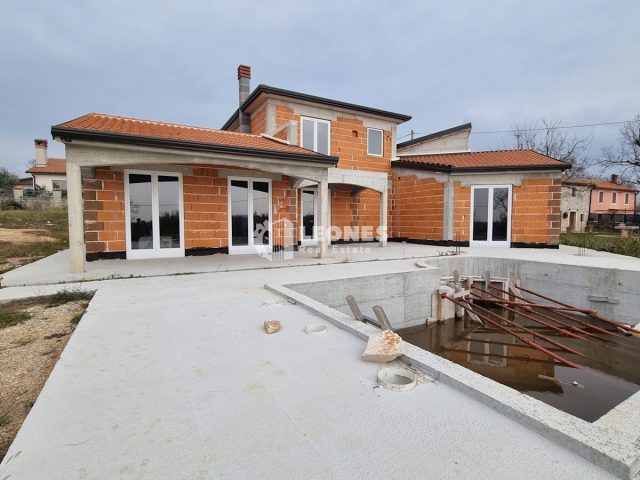 Dům na prodej 170 m² – Buje