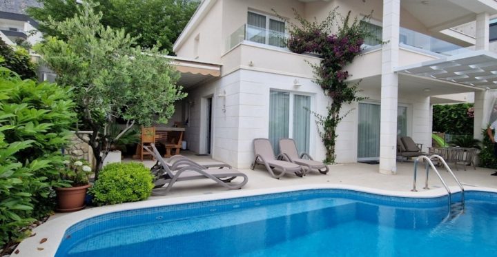 House for sale 350 m² – Makarska