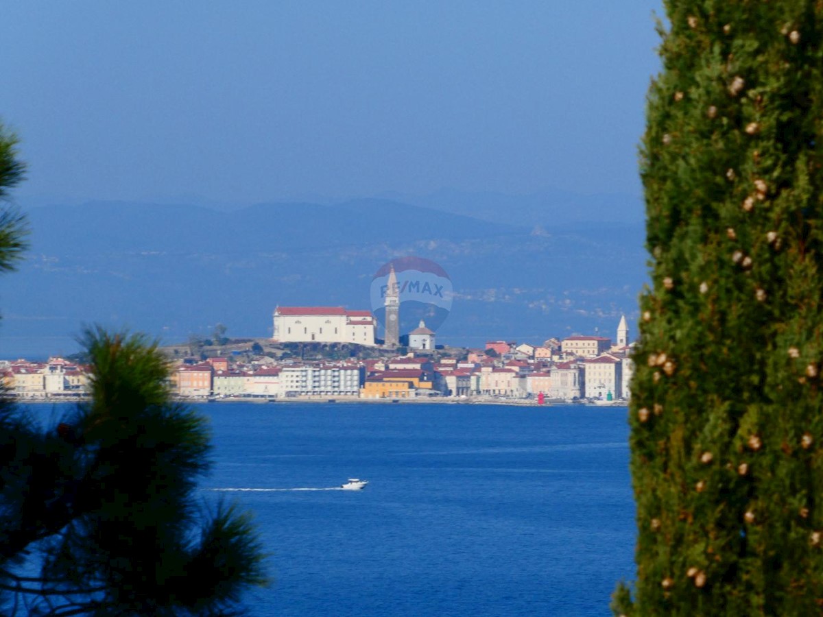 Parcela Naprodaj - ISTARSKA Umag