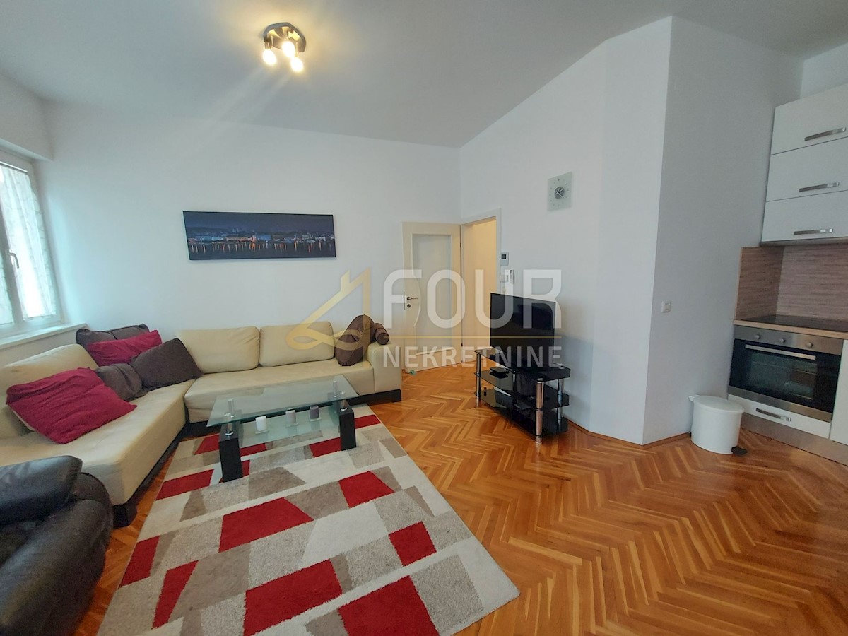 Apartmán K pronájmu - PRIMORSKO-GORANSKA RIJEKA