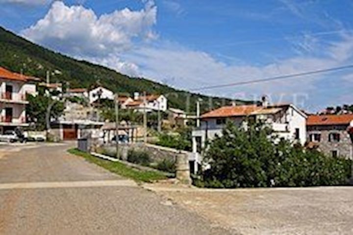 Land for sale 12110 m² – Martina