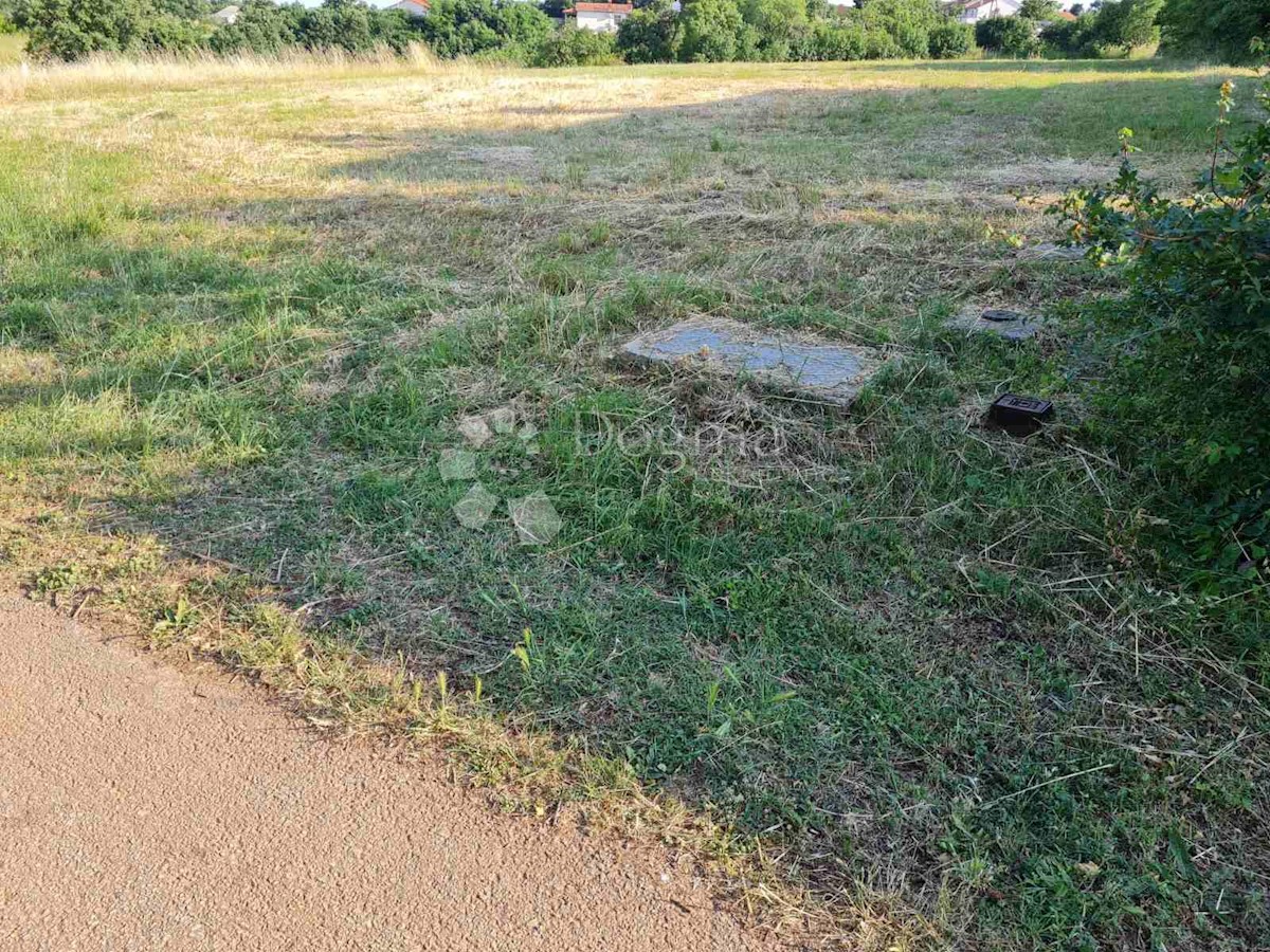 Parcela Naprodaj - ISTARSKA Marčana