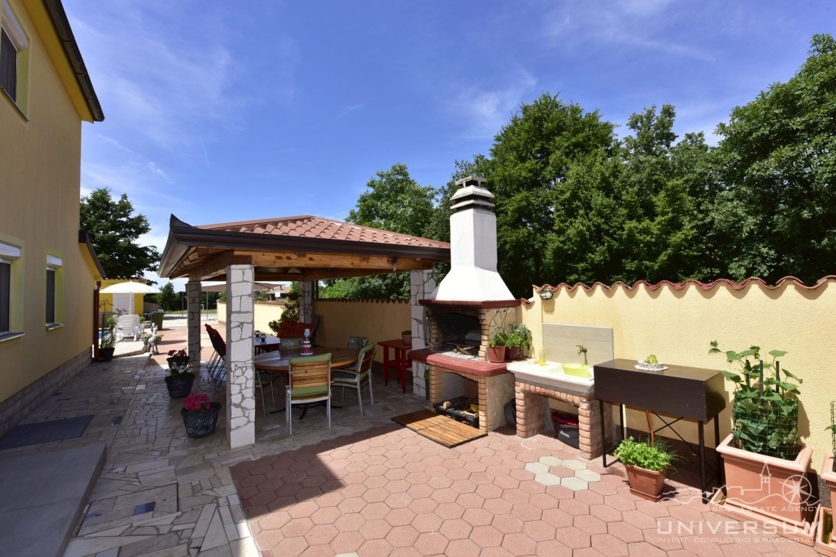 Kuća Na prodaju - ISTARSKA POREČ