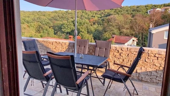 Apartmán na prodej 93 m² – Njivice