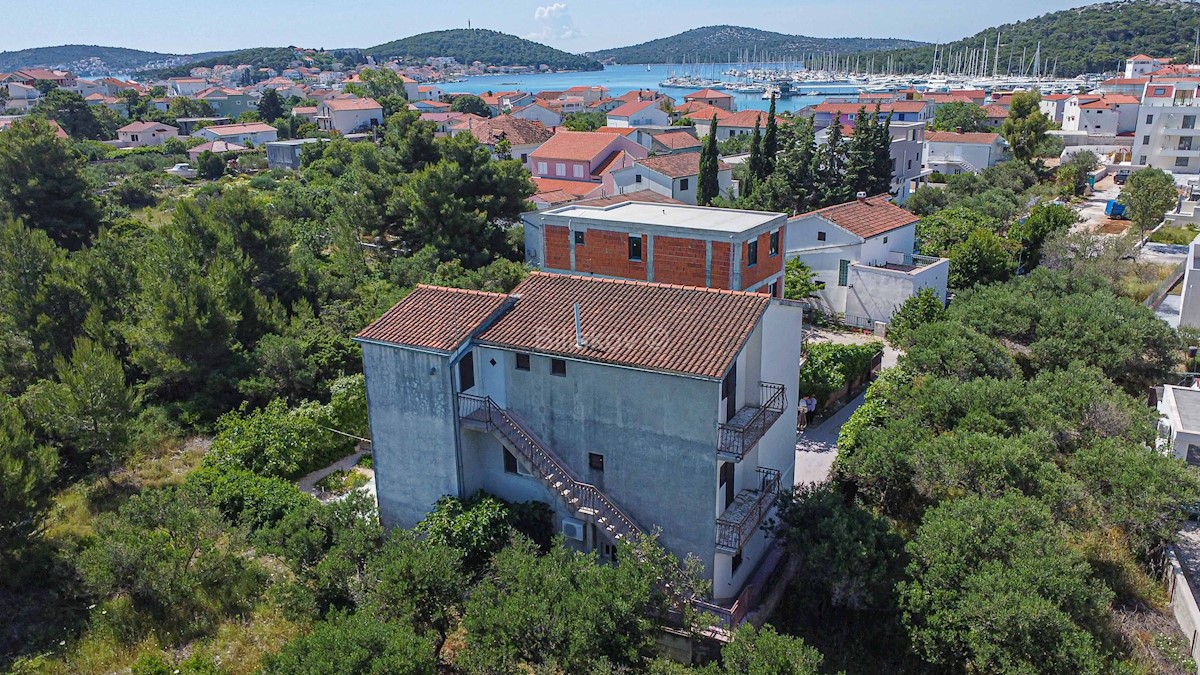 Dům Na prodej - ŠIBENSKO-KNINSKA ROGOZNICA