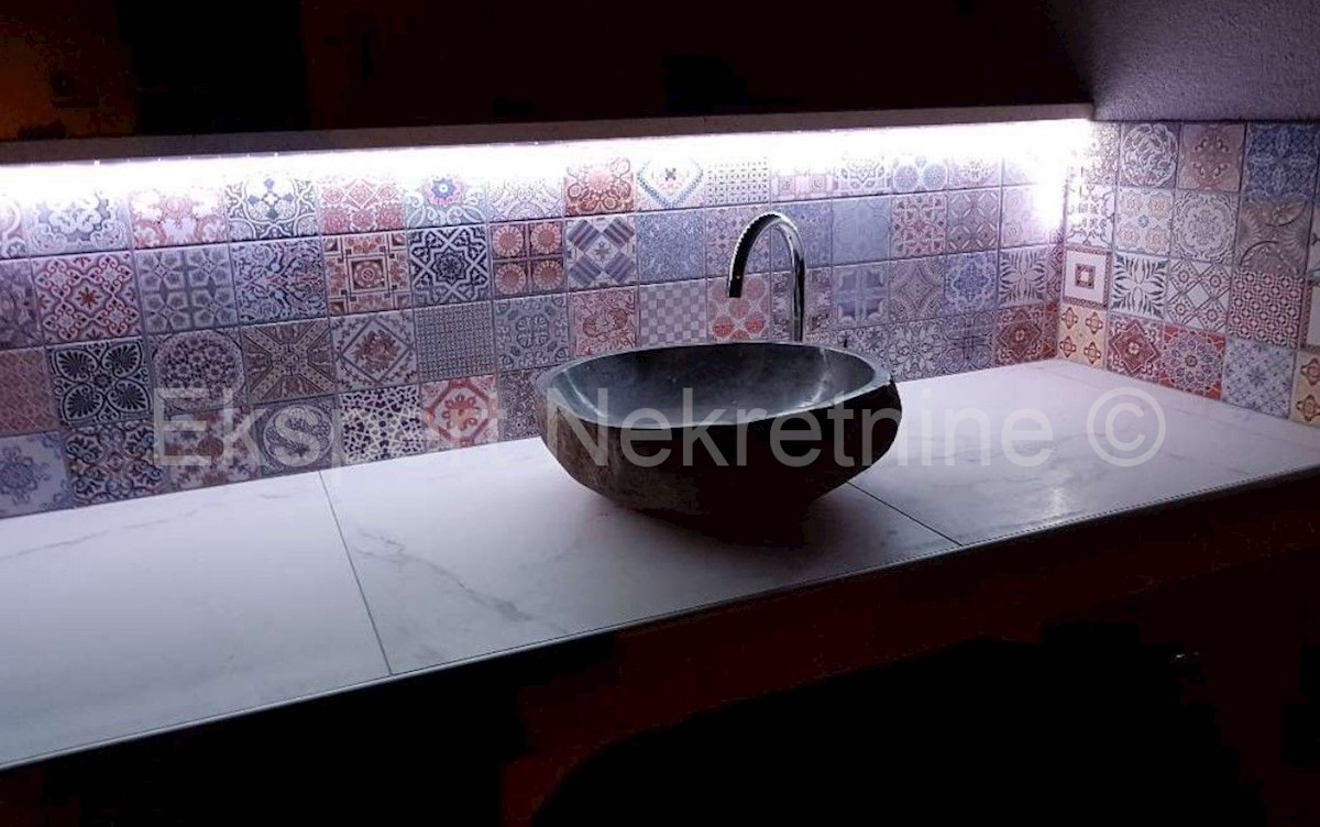 Hiša Naprodaj - SPLITSKO-DALMATINSKA Seget