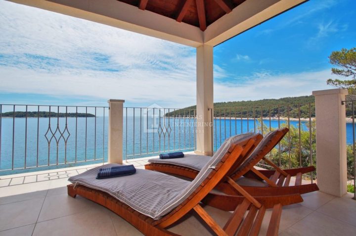 Casa in vendita 250 m² – Korčula