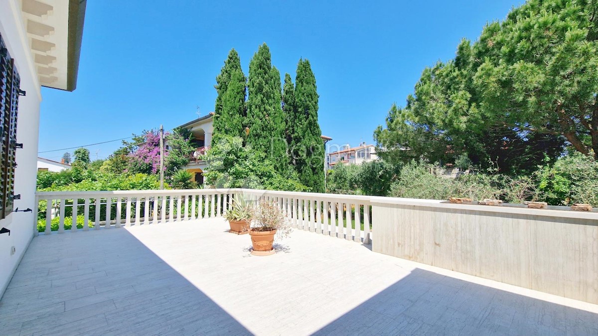 Kuća Na prodaju - ISTARSKA UMAG