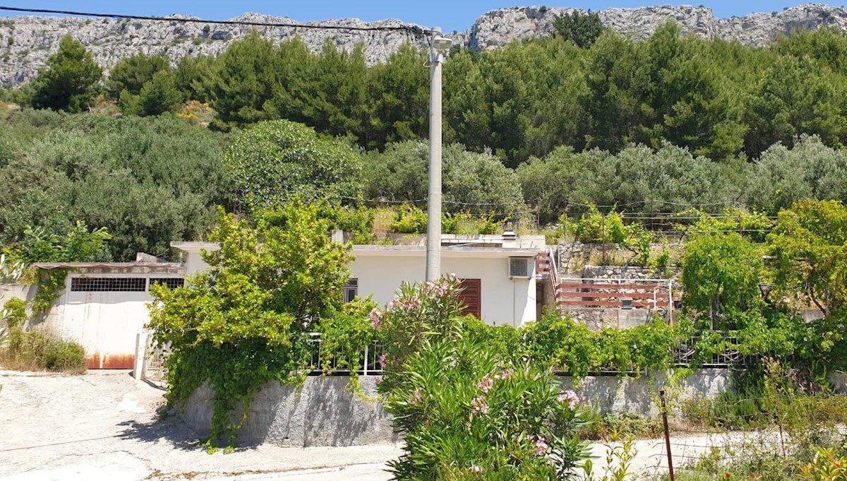 Haus Zu verkaufen - SPLITSKO-DALMATINSKA OMIŠ