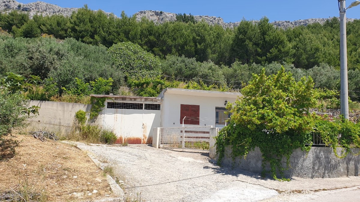 Haus Zu verkaufen - SPLITSKO-DALMATINSKA OMIŠ