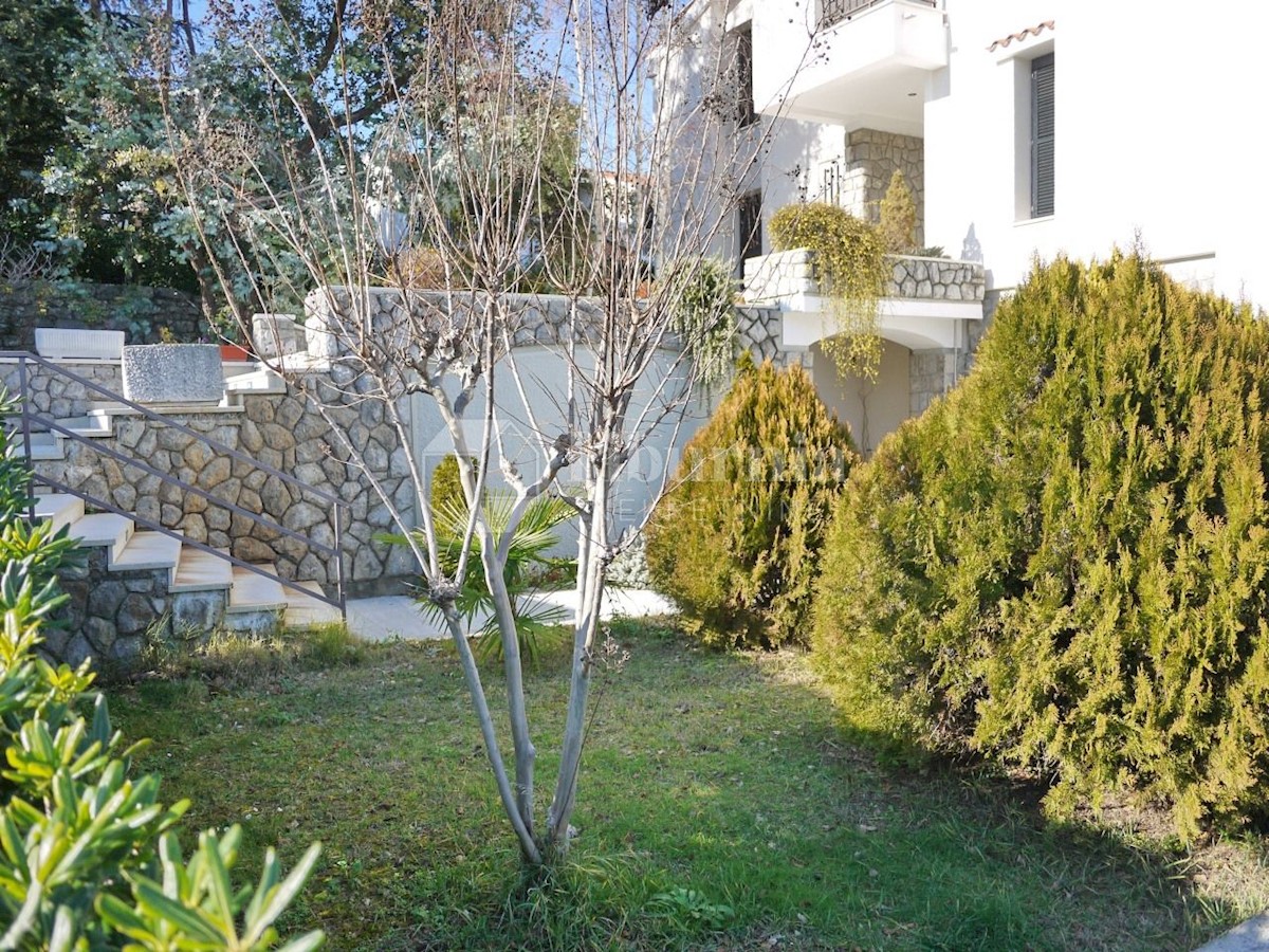 Hiša Na predaj - PRIMORSKO-GORANSKA OPATIJA