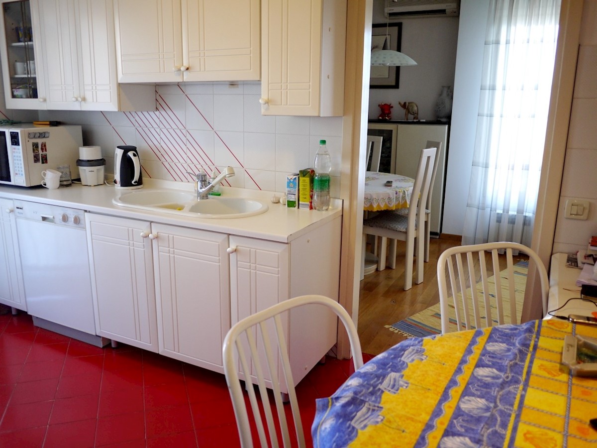 Hiša Na predaj - PRIMORSKO-GORANSKA OPATIJA