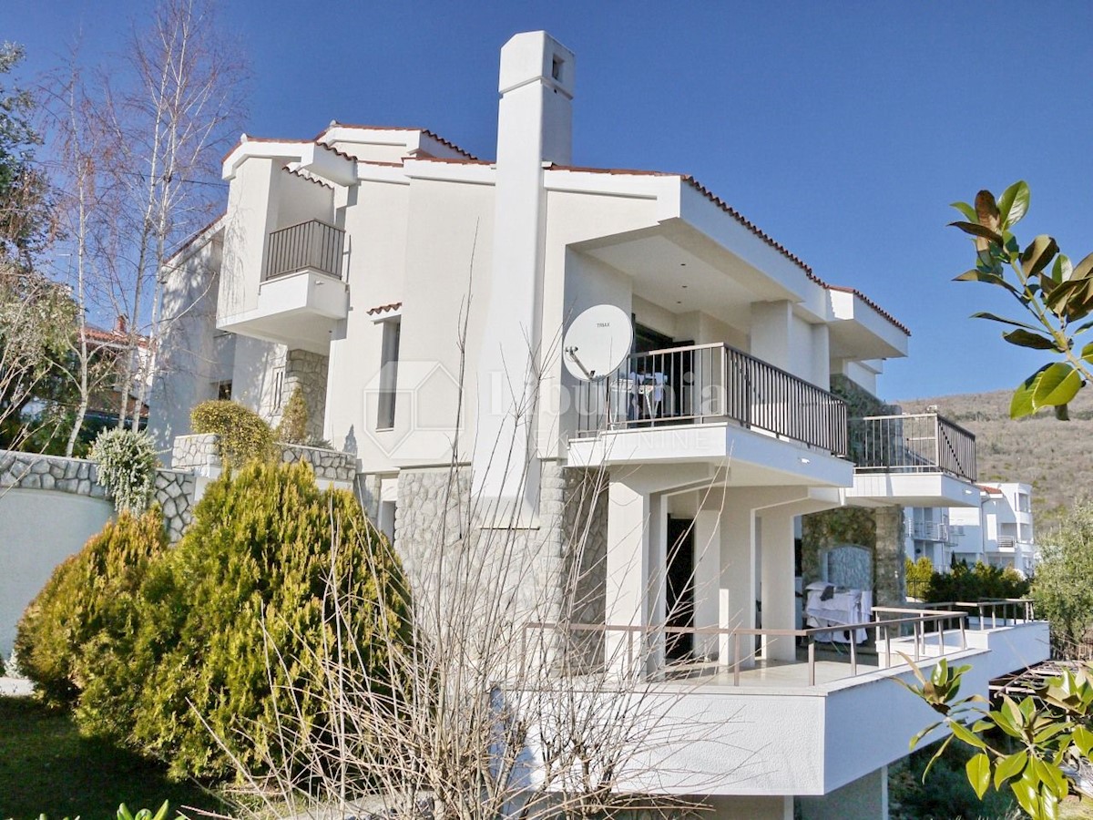 Hiša Na predaj - PRIMORSKO-GORANSKA OPATIJA