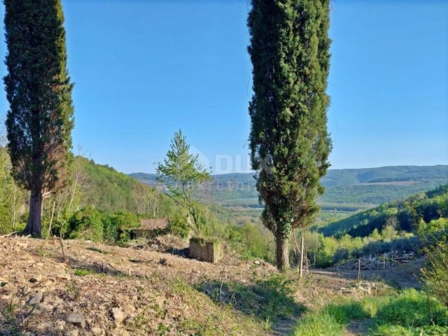 Casa in vendita 400 m² – Grožnjan