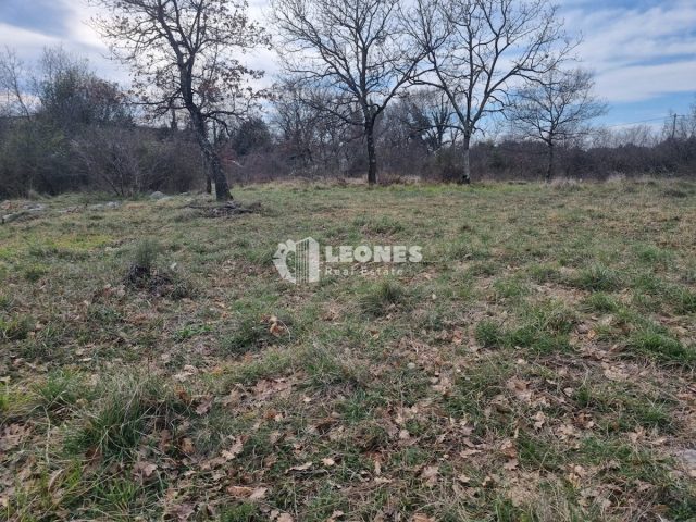 Zemljište na prodaju 3551 m² – Umag