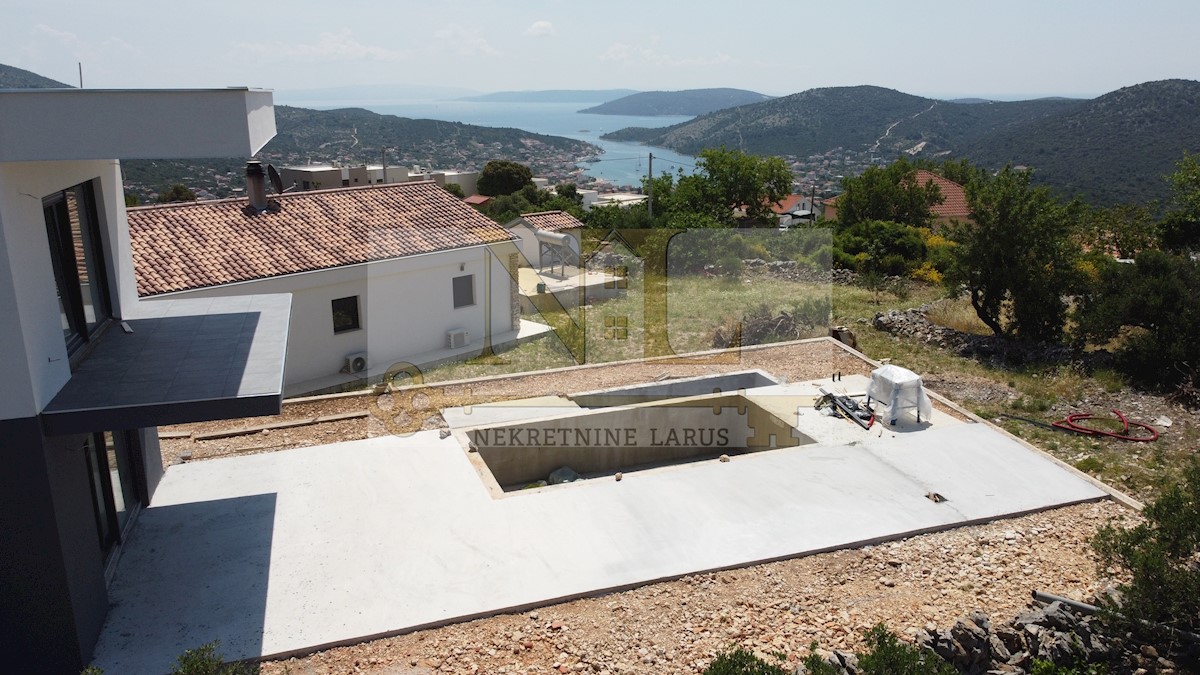 Kuća Na prodaju - SPLITSKO-DALMATINSKA MARINA
