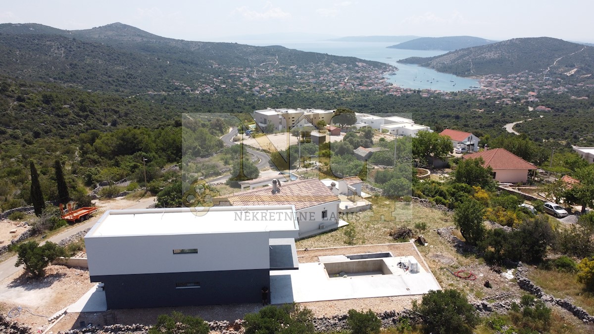 Kuća Na prodaju - SPLITSKO-DALMATINSKA MARINA